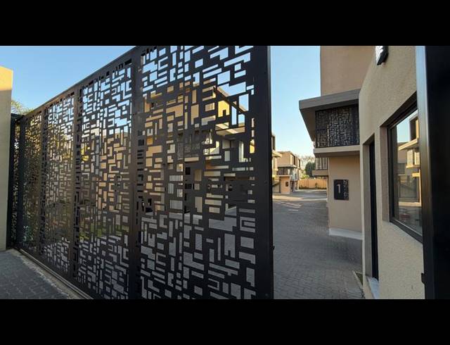 4 BEDROOM PROPERTY TO RENT IN HOUGHTON ESTATE